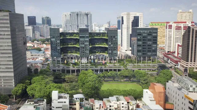 © Dezeen / YouTube