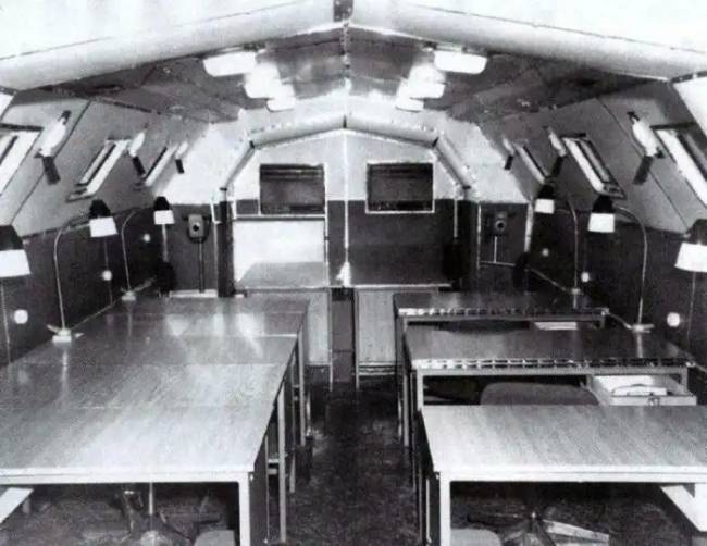 Redut – egy mobil bunker, amely a föld alá ásta magát