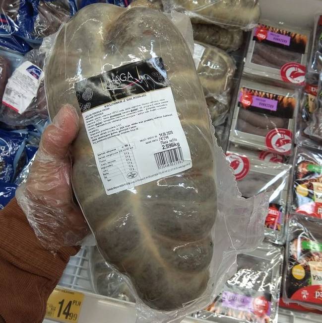 „Együnk reggelire egy ilyen óriás póklárvát?''