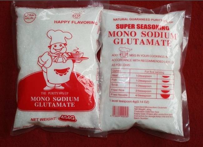 A nátrium-glutamátot szinte fűszerként használják. Egyetlen étel sem készül e nélkül. Az üzletekben közvetlenül a só és a cukor mellett található.