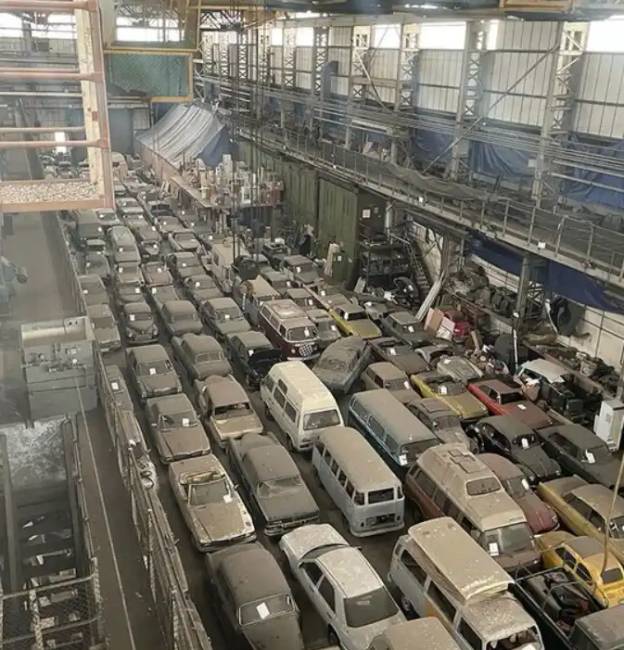 Különleges gyűjteménye 010