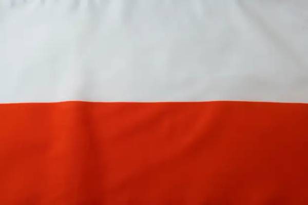 Melyik európai országhoz tartozik ez a zászló?