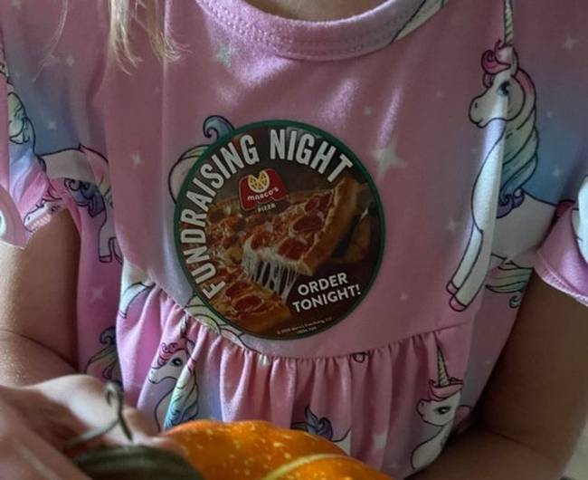 „Az iskolában hirdetést ragasztottak a gyermekemre."