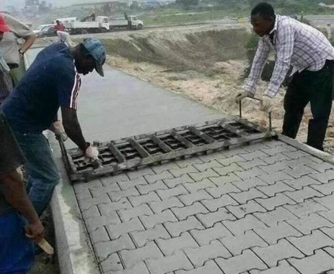 Pazar térkőnek tűnik, igaz?!