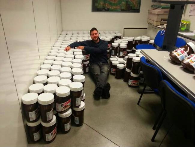 Mennyi Nutellát tud venni Petya, ha a nettó fizetése 250 ezer forint, és egy üveg Nutella 2.700 forint?