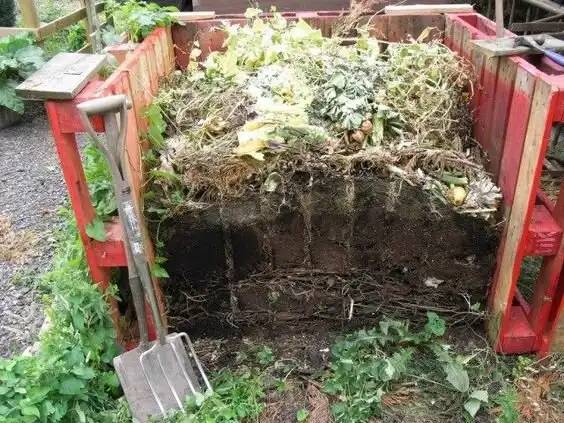 Saját kezűleg készíthető hasznos dolgok a kertbe. 20 dolog, amiről nem is gondoltad volna, hogy lehetséges