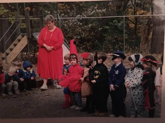 „Egyszer kiskoromban édesanyám homárnak öltöztetett halloweenkor."