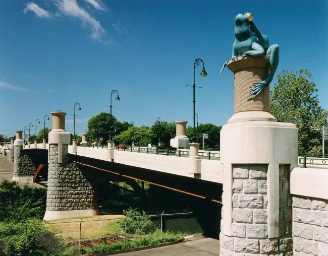Különleges szobrok 012
