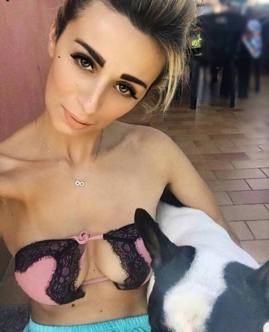 Egy olasz modell újragondolta a bikinit, és alighanem ez lesz a legforróbb trend a nyáron