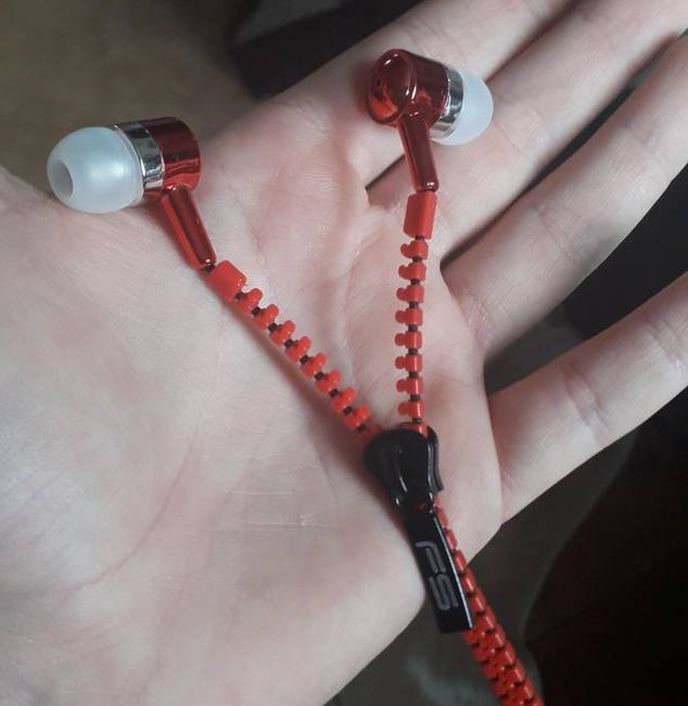 Végre egy olyan fülhallgató, ami nem gubancolódik össze.