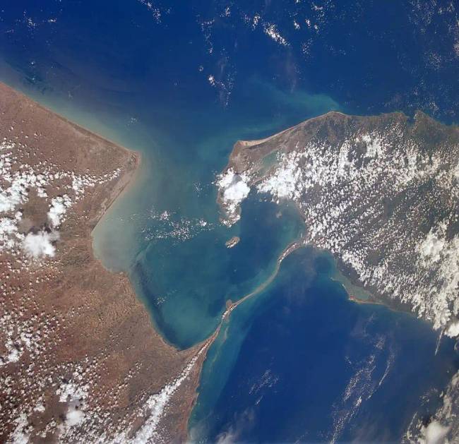 A 48 km hosszú Ádám-híd: a hinduk szerint ez egy ember által létrehozott építmény