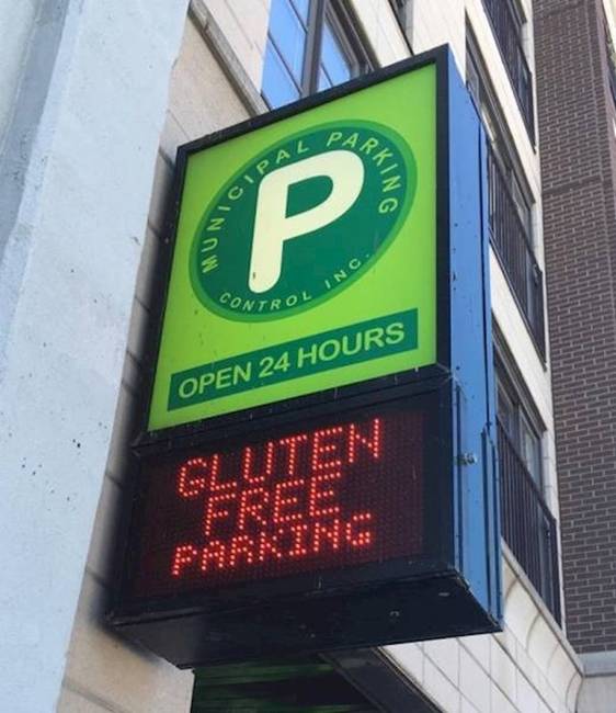 Azok számára, akiknek esetleg szükségük lenne rá: gluténmentes parkoló!