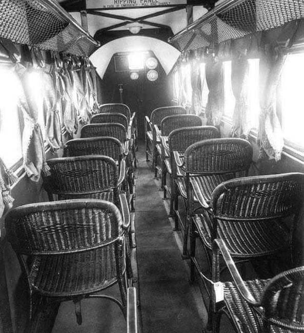 Fotó egy utasszállító repülőgép kabinjáról, 1930-ban.