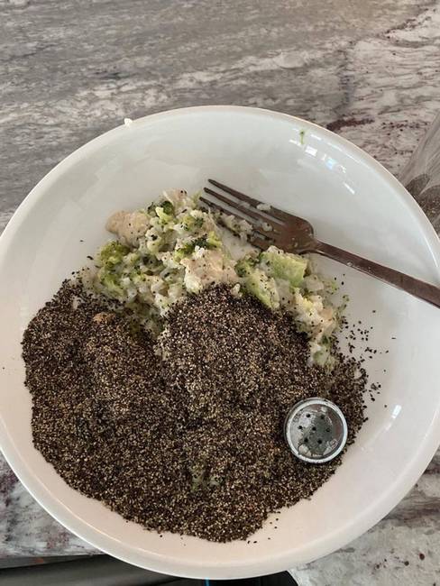 „Csak meg akartam borsozni az ételem."