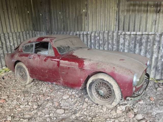 Aston Martin DB 2/4