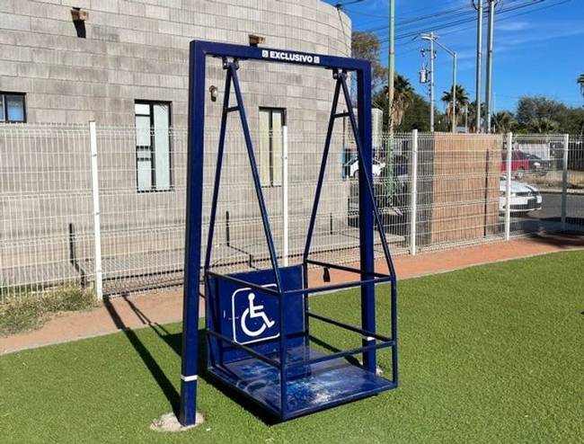 Ebben a mexikói parkban van egy hinta a kerekesszékesek számára.