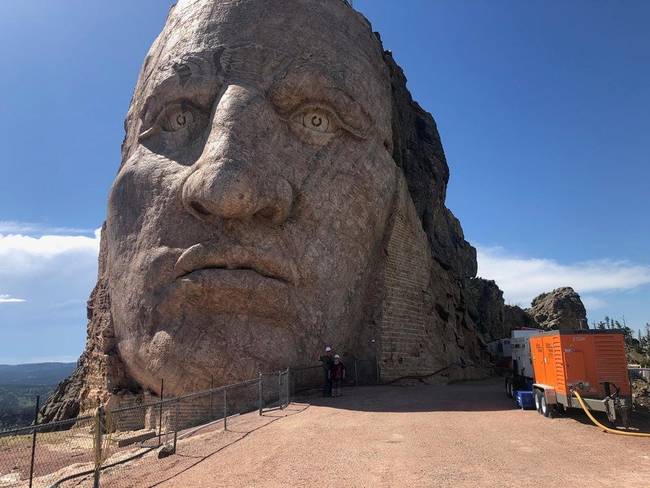 A befejezetlen "Crazy Horse Memorial" - Dél-Dakota, USA.