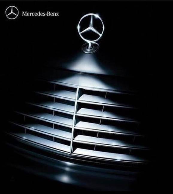 Mercedes-Benz karácsonyfa