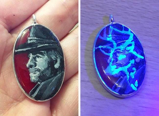 „Kézzel festetem egy Red Dead Redemption II-ihlette Arthur Morgan medált, majd hozzáadtam egy kis titkot, ami csak UV fényben látható."