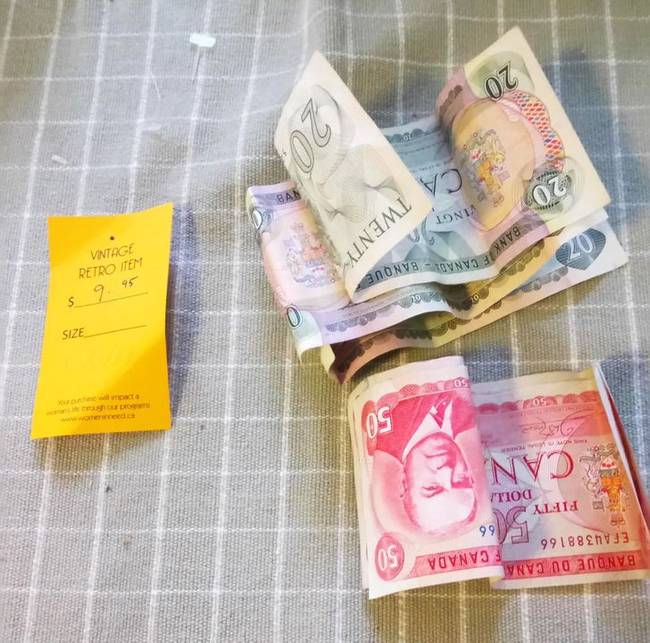 „160 kanadai dollárt találtam egy régi ruha zsebében, amit 10 dollárért vettem."