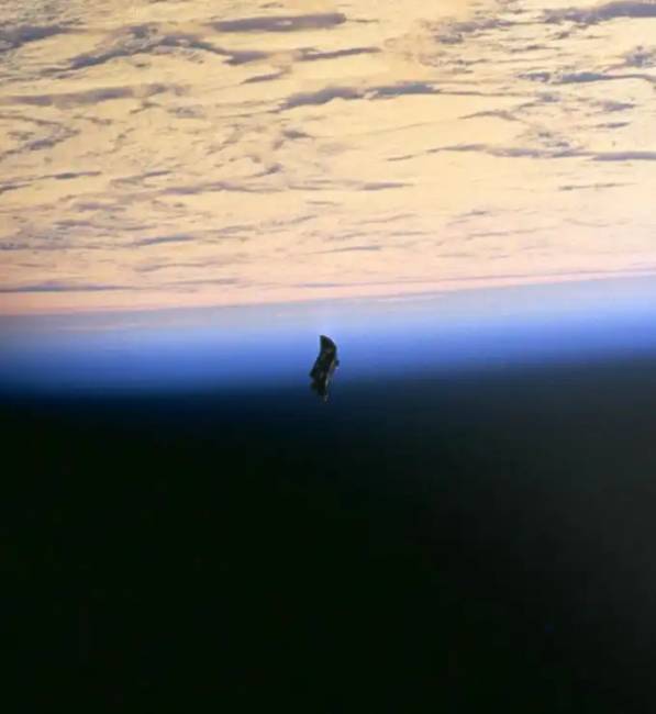 A Fekete Lovag műhold. NASA.