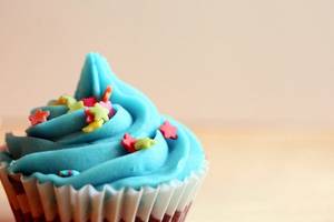 Kék cukormázas cupcake