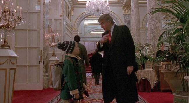 Donald Trump feltűnik a Reszkessetek betörők 2-ben, de nem véletlenül.