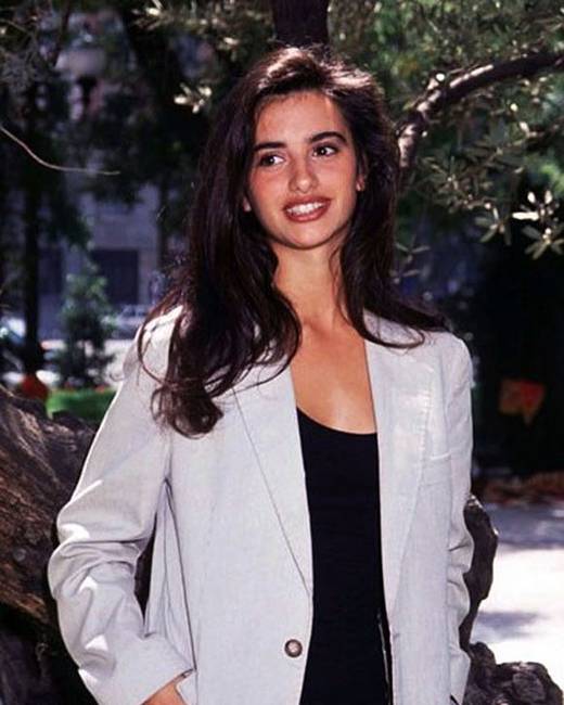A fiatal és gyönyörű Penelope Cruz.