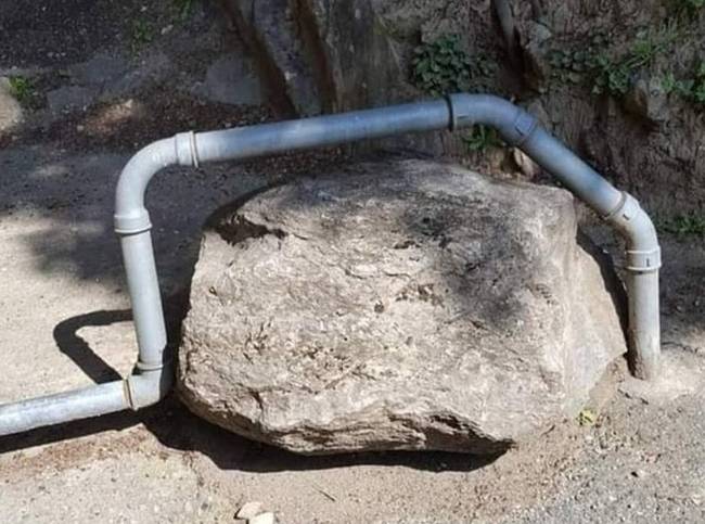 „A csőfektetésért fizetnek, nem azért, hogy sziklákat mozgassak."