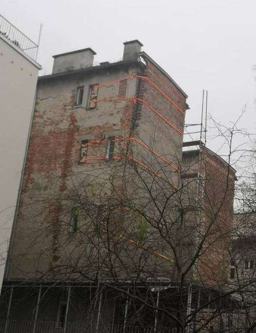 „A lakók ismét visszaköltözhetnek, a probléma elhárult!"