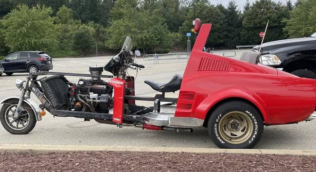 „Mustangot akarok. Nem! Traktort akarok! Nem. Harley-Davidsont akarok!"
