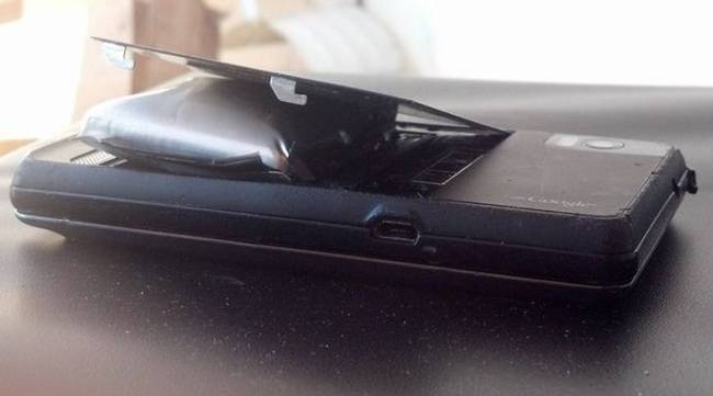 „A telefonomat az autóban hagytam ma délután, amikor nagyon meleg volt."