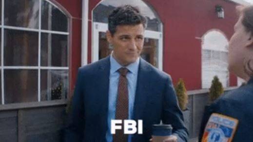Megkérdezheted az FBI-tól, hogy van-e rólad aktájuk.