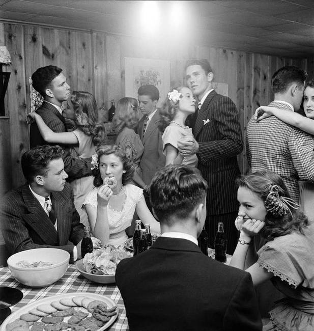 photos that show us the life of people before us IyJYq 640 high 09