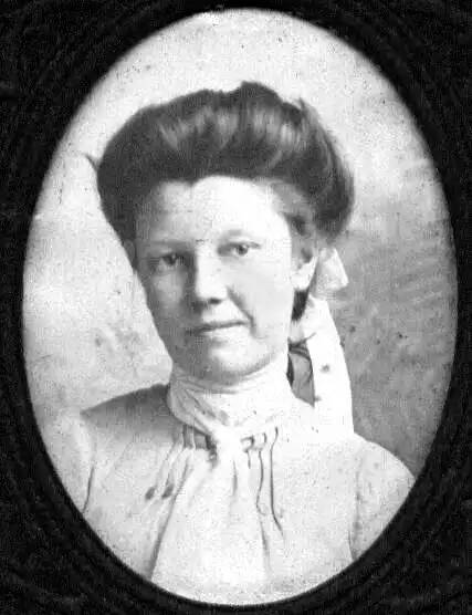 Szépségből szörnyeteg: A „világ legrondább nőjének” története, Mary Ann Webster