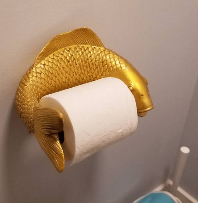 „Egy ilyen vécépapírtartó mellé hozzáillő vécére is szükség van."