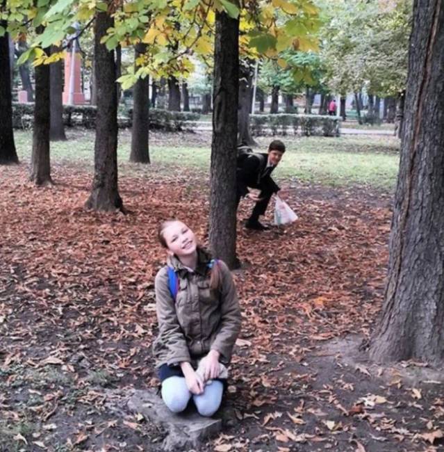 20 fotó, aminek a véletlenszerűen megjelenő emberek és állatok különleges hangulatot kölcsönöztek