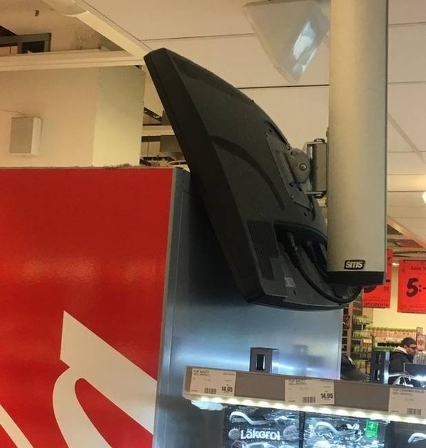 Nem is találhattak volna jobb helyet ennek a TV-nek.