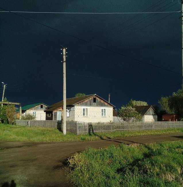Vihar előtti napsütés.