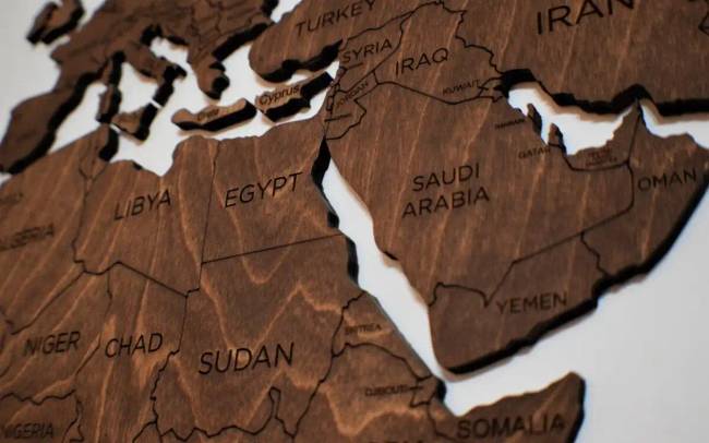 Mit jelentenek a keleti országok nevei: Irán, Irak, Egyiptom, Jemen, Szaúd-Arábia, Szíria?