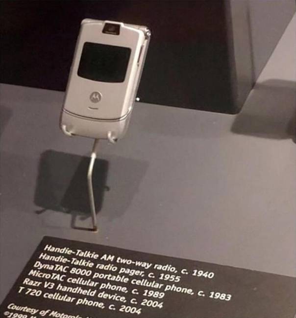 Fiatalkorunk kedvenc telefonjai ma már a távközlési múzeum részét képezik. Felzaklató, nem?! :D