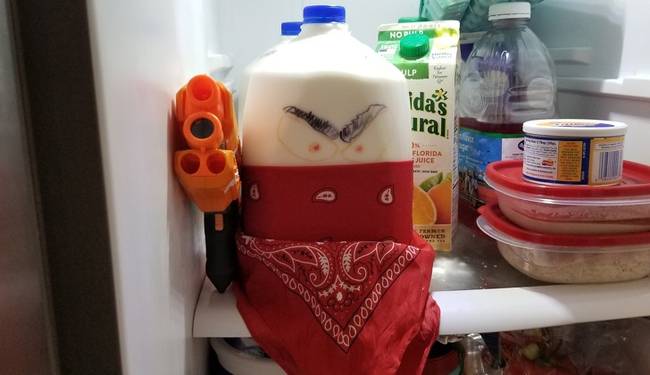 „A lányom behívott a konyhába, hogy közölje: megromlott a tej."