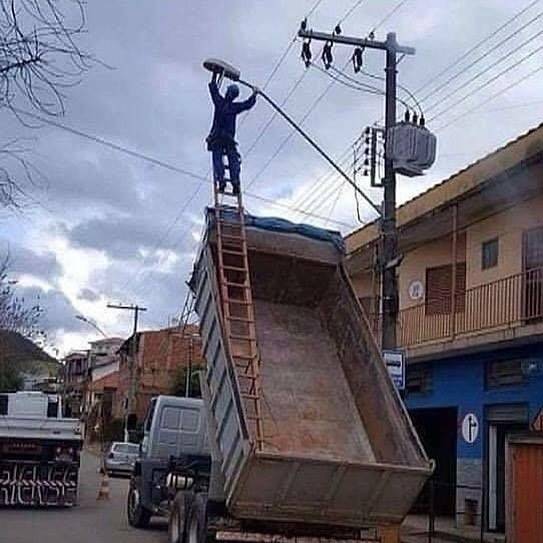 Mi baj lehet?