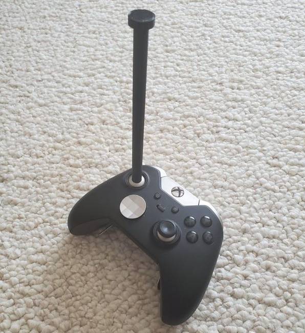 „3D nyomtattam egy speciális irányítókart a joystickomhoz. Akkor fogom használni, amikor repülésszimulátorral játszok."