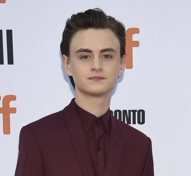 A 2003-ban született gyermekek pedig felnőtté válnak - Jaeden Lieberher-t is beleértve.