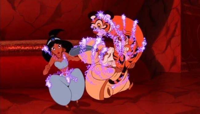 Az Aladdin című mesefilm ezen jelenetében ha jól megnézzük, a tigrisnek (Rajah) Mickey egér fülei vannak.
