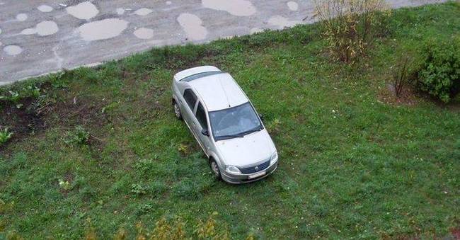 Zöld parkoló.