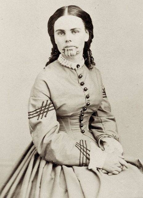olive oatman 464x640