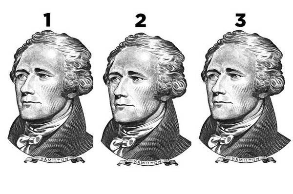 Ezen a képen három Alexander Hamilton látható. Ő volt az Egyesült Államok egyik alapító atyja. A kérdés csak az, melyik kép különbözik a többitől?