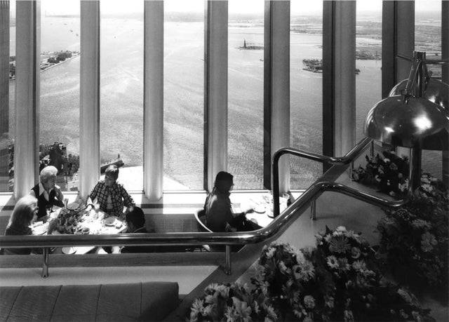 A World Trade Center ablakai, New York. (1977)